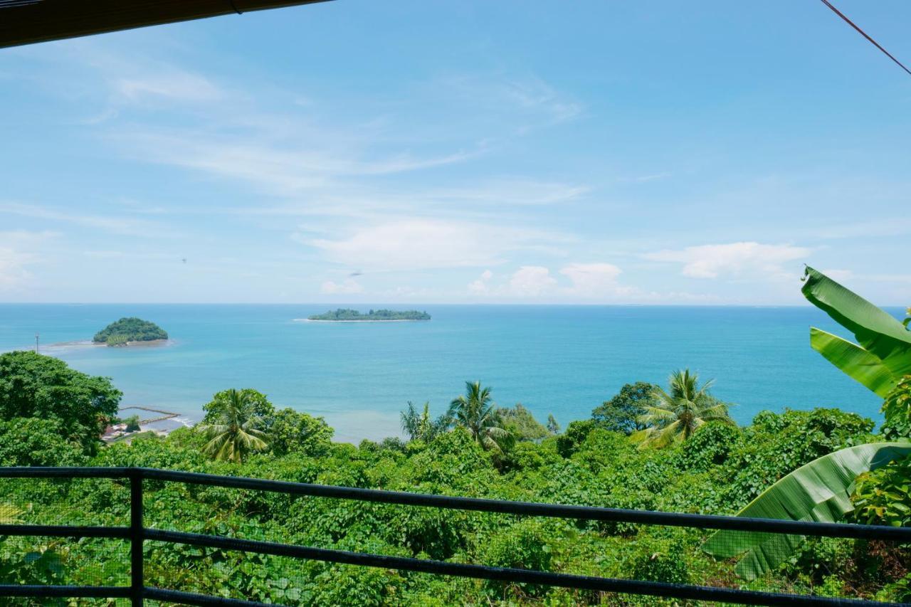 The View Padang, Amazing View, 8 Mins Mentawai Fast Ferry, Cold Beer,Close To Restaurants Padang (Sumatra) Exteriér fotografie