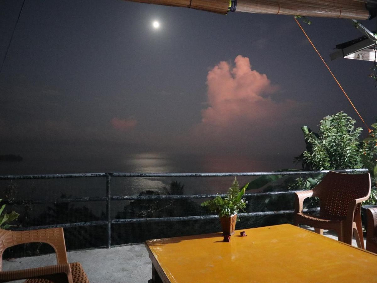 The View Padang, Amazing View, 8 Mins Mentawai Fast Ferry, Cold Beer,Close To Restaurants Padang (Sumatra) Exteriér fotografie