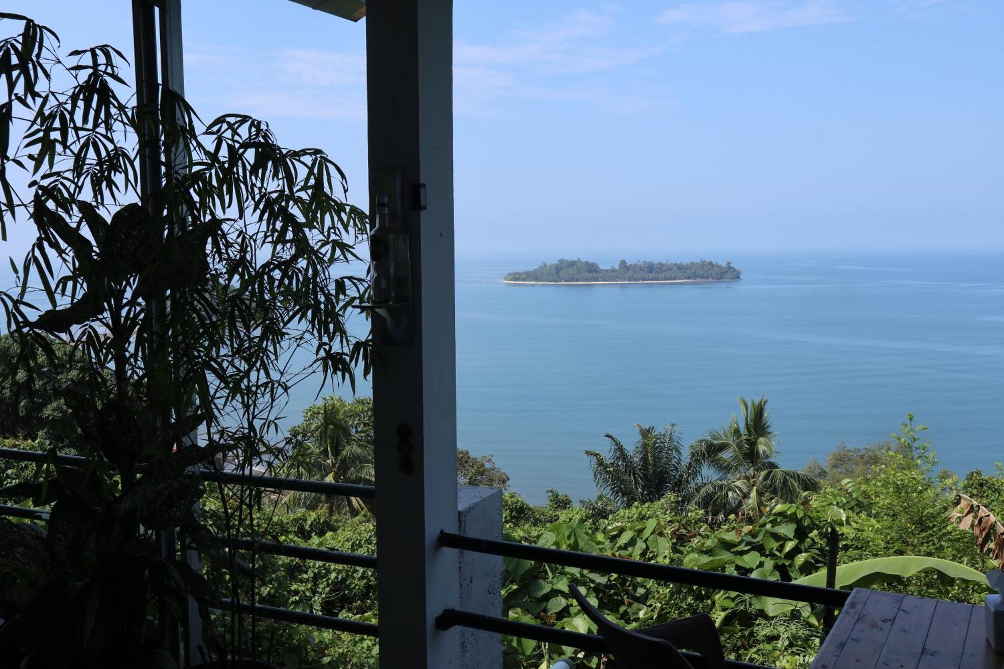The View Padang, Amazing View, 8 Mins Mentawai Fast Ferry, Cold Beer,Close To Restaurants Exteriér fotografie