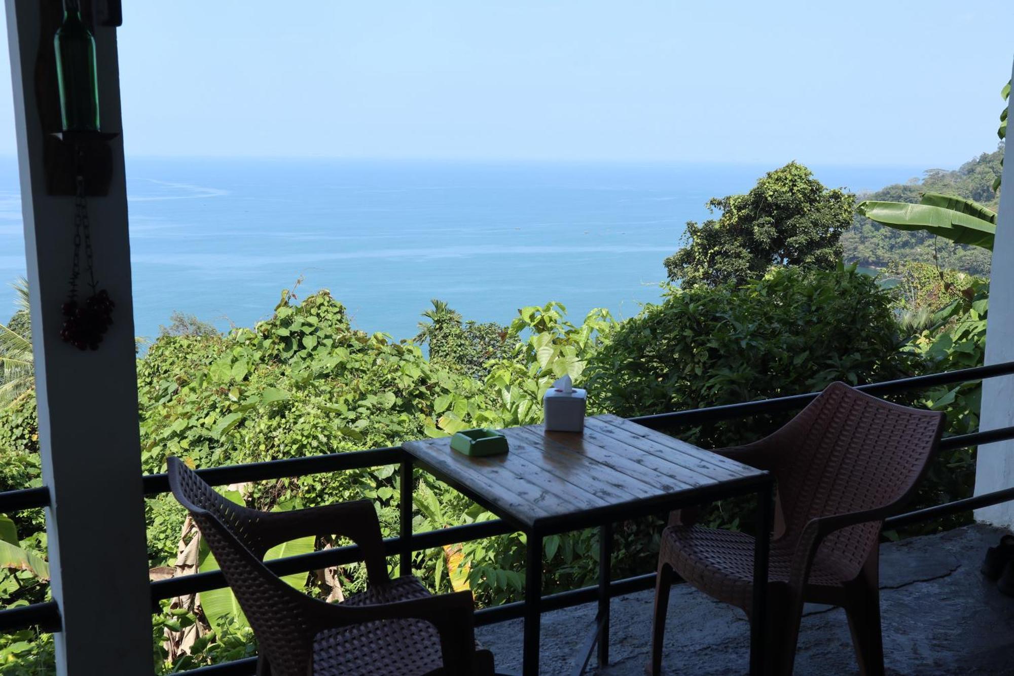 The View Padang, Amazing View, 8 Mins Mentawai Fast Ferry, Cold Beer,Close To Restaurants Exteriér fotografie